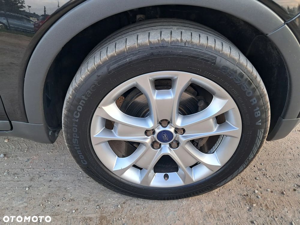 Ford Kuga 2.0 TDCi 4x4 Titanium - 23