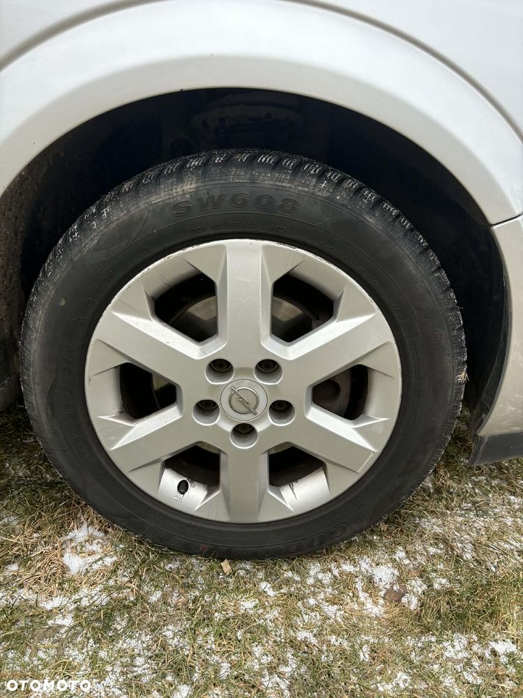 Opel Astra 1.7 CDTI DPF NAVI - 7