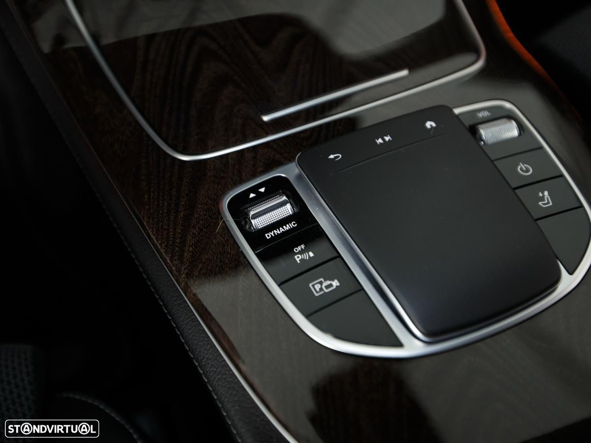 Mercedes-Benz E 300 de Avantgarde - 22