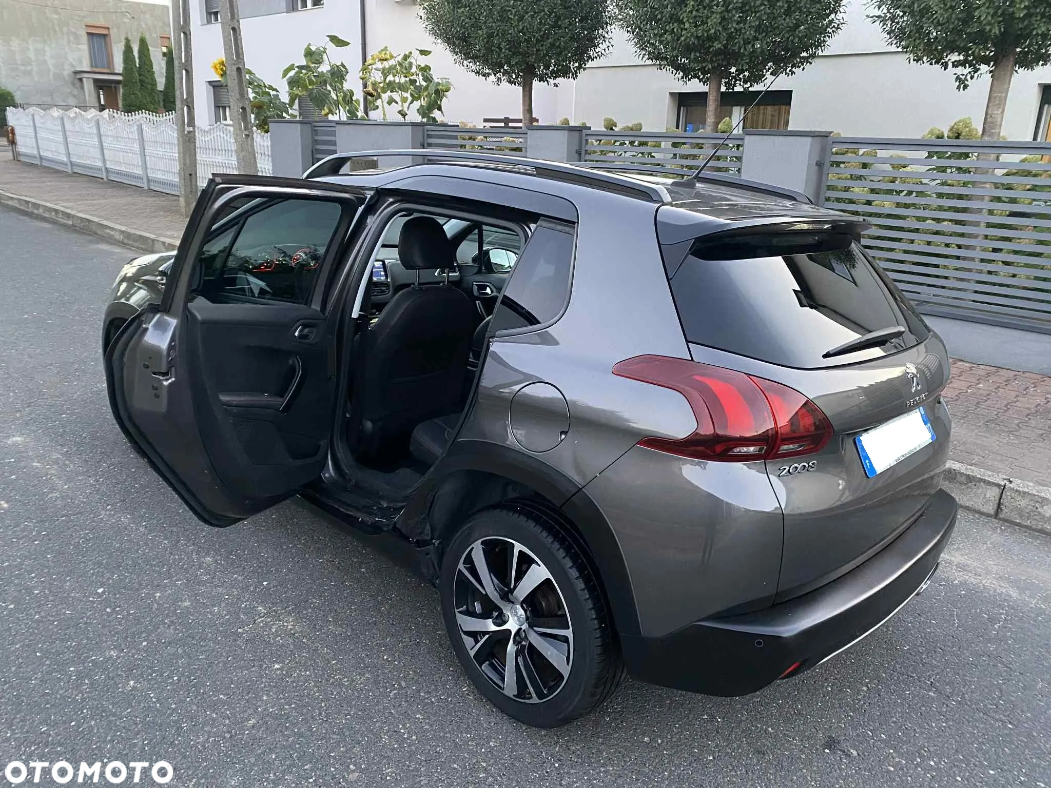 Peugeot 2008 PureTech 110 Stop&Start GT-Line Edition - 31
