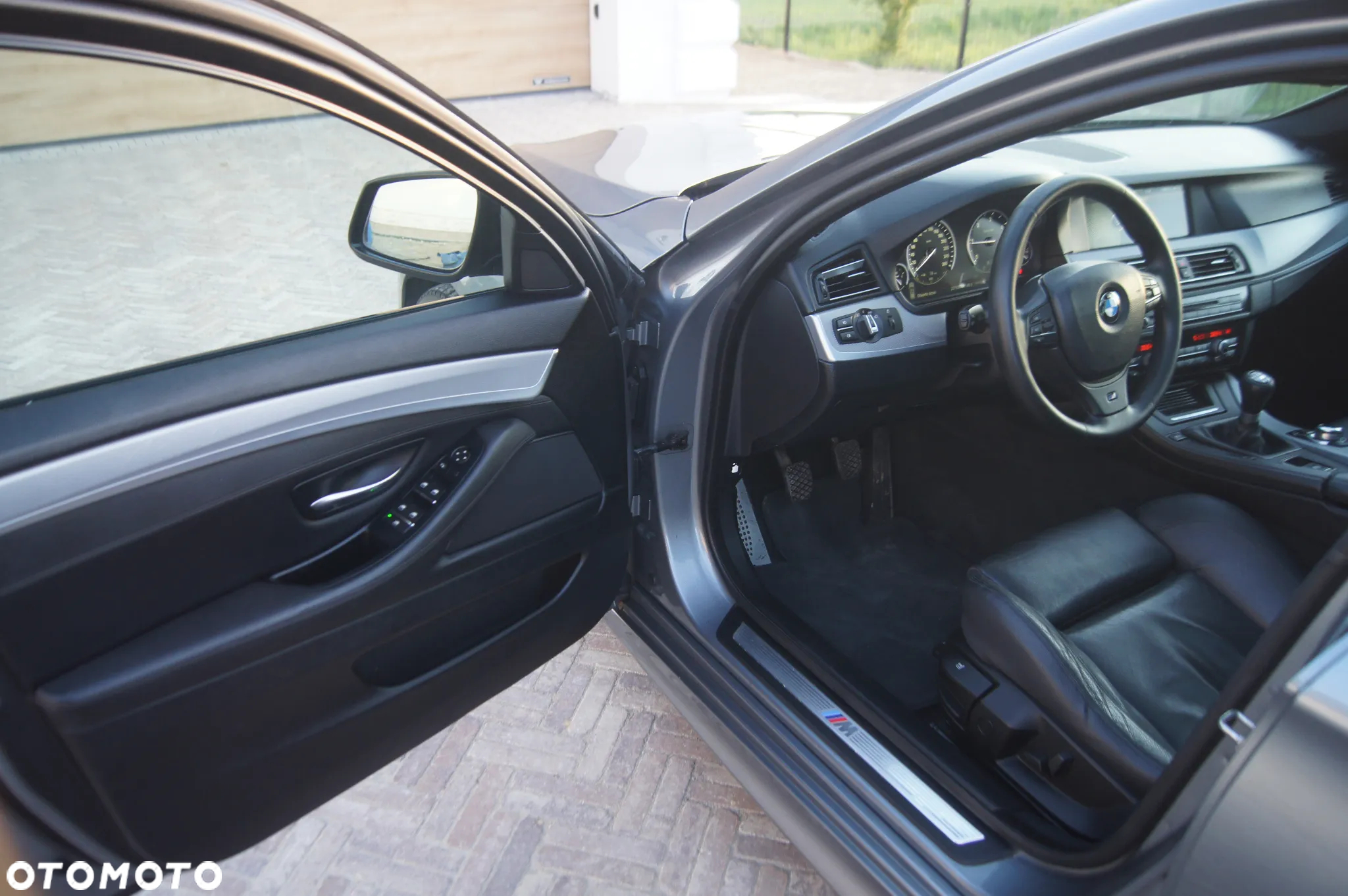 BMW Seria 5 520d - 15
