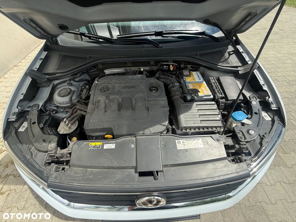 Volkswagen T-Roc 2.0 TDI SCR 4MOTION DSG Sport - 39