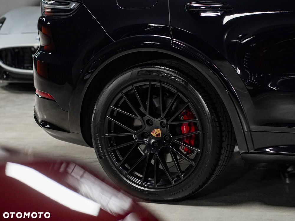 Porsche Cayenne - 33