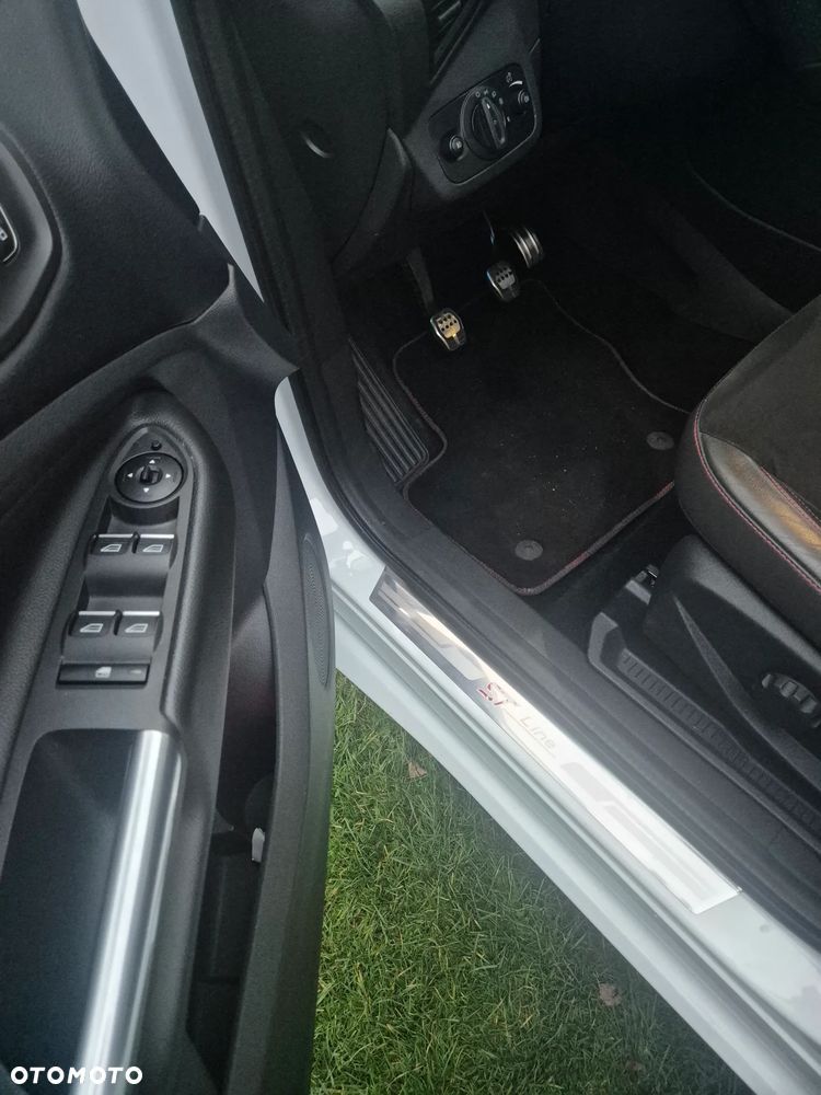 Ford Kuga - 9