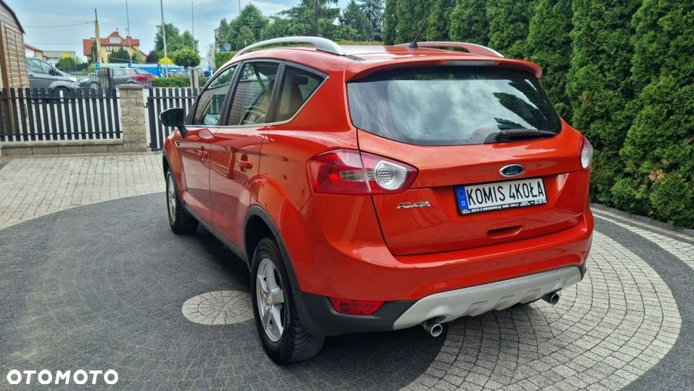 Ford Kuga - 4