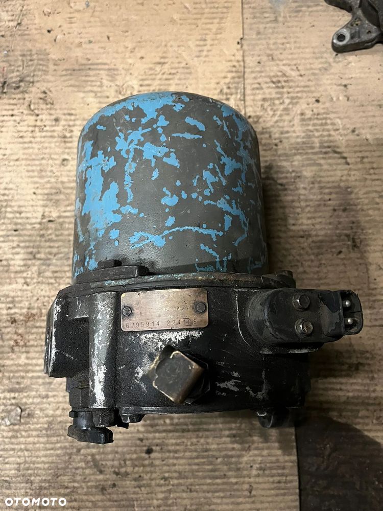 Osuszacz powietrza 6795914 VOLVO FL6 stan nieznany - 1