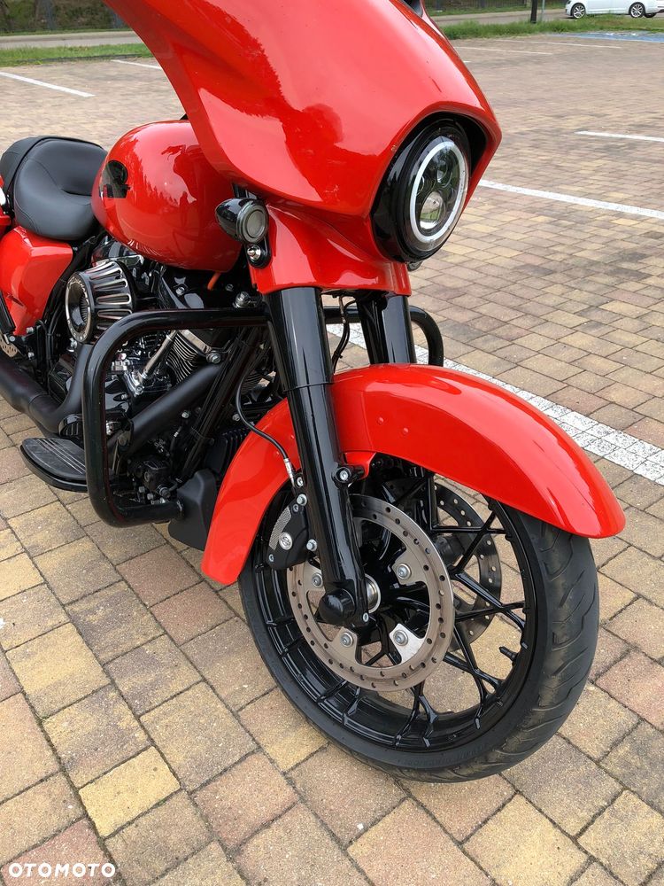 Harley-Davidson Touring Street Glide - 10