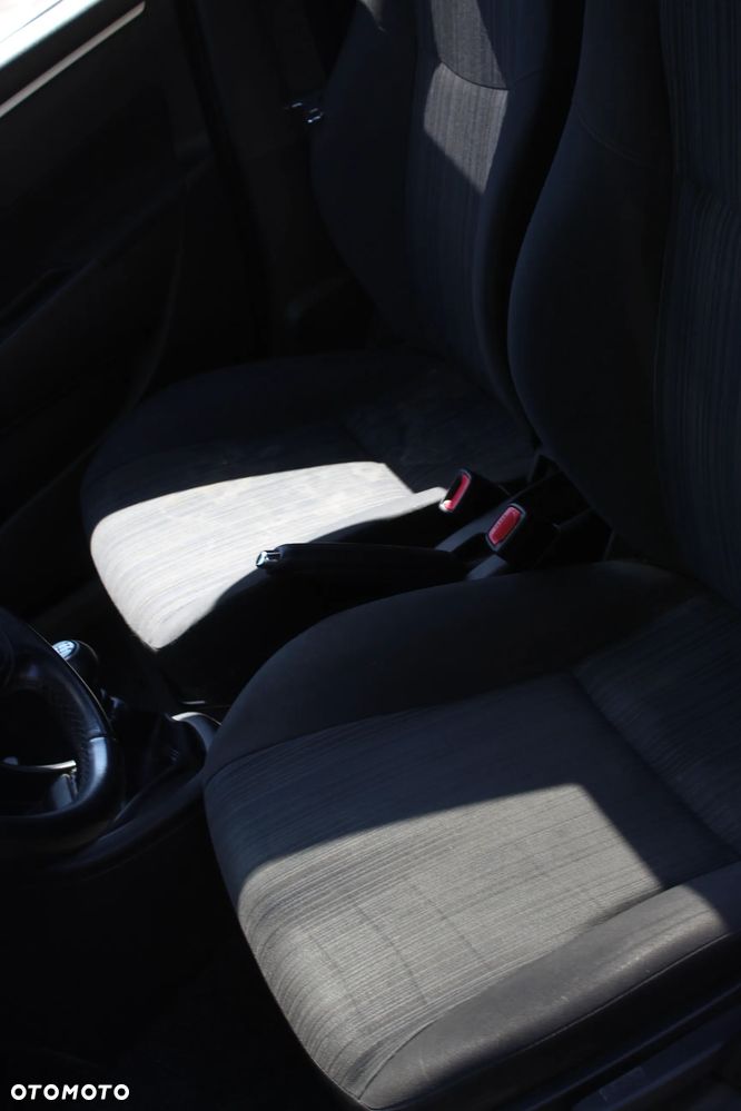 Suzuki Swift 1.3 DDiS Comfort - 10
