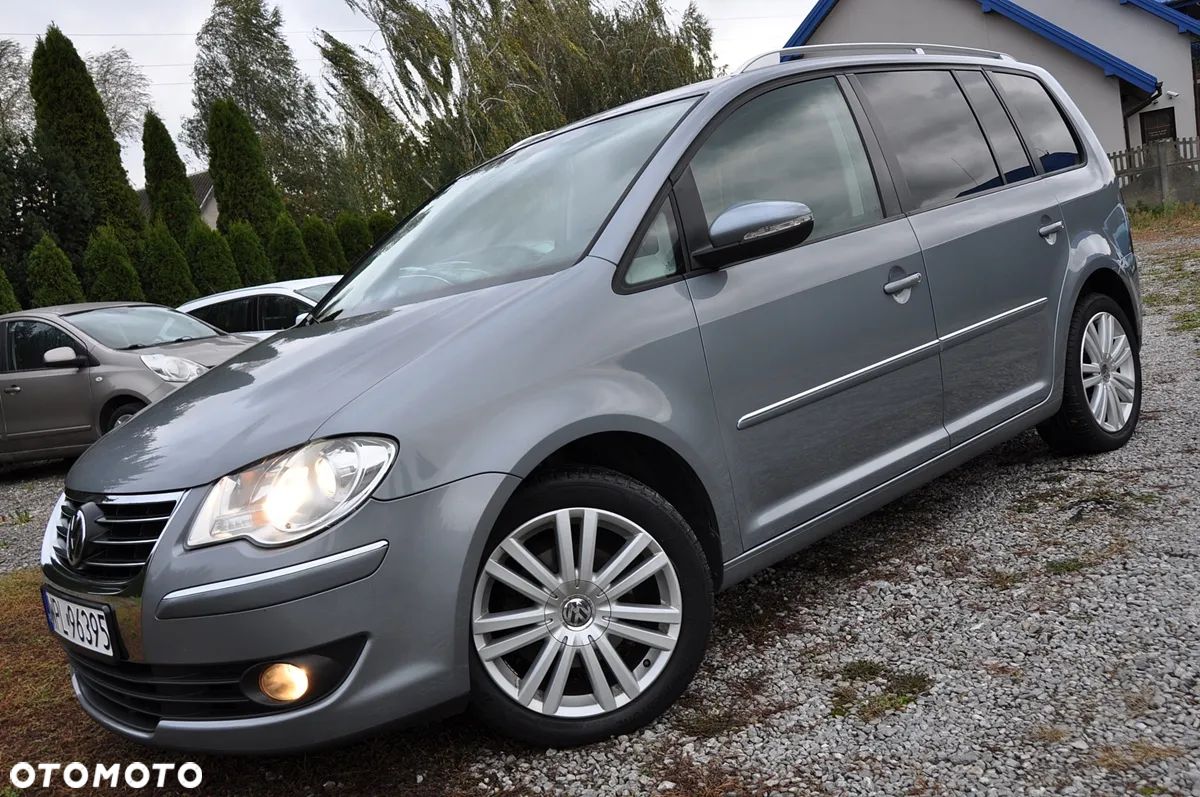 Volkswagen Touran 1.4 TSI Highline - 1
