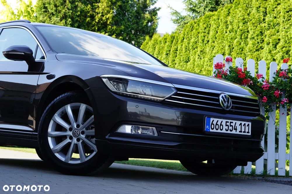 Volkswagen Passat - 6