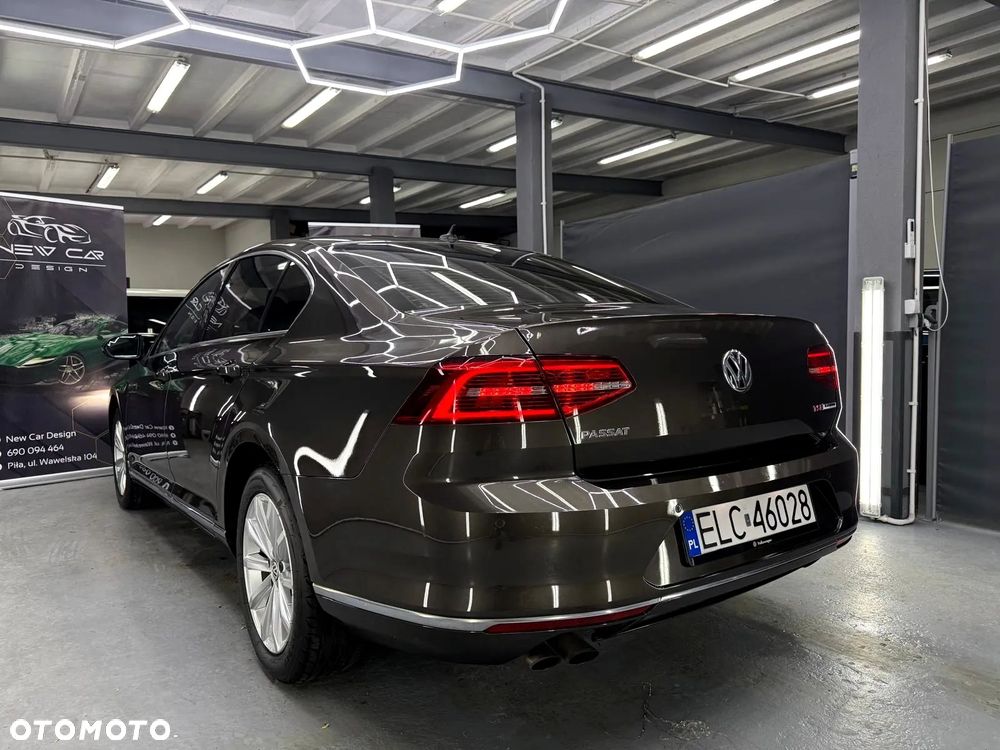 Volkswagen Passat 1.8 TSI BMT Highline DSG - 4