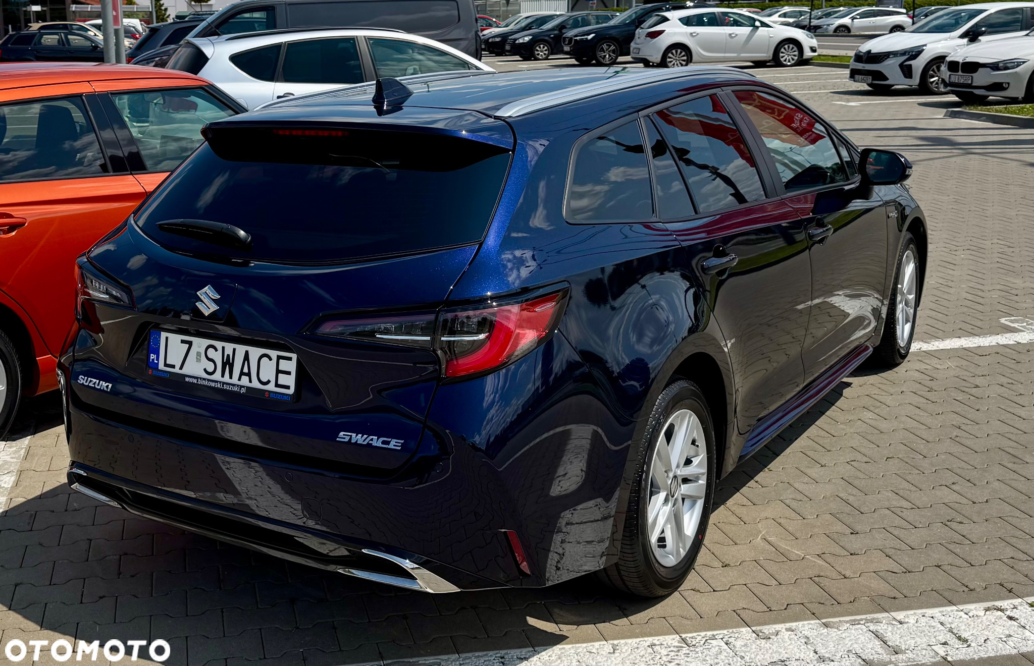Suzuki Swace 1.8 Hybrid Elegance CVT - 2