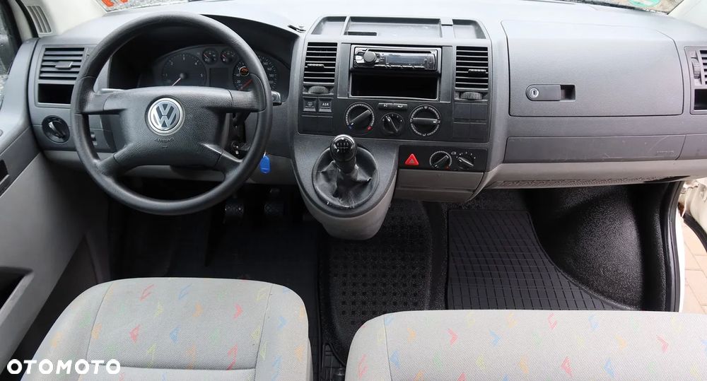Volkswagen Transporter - 13