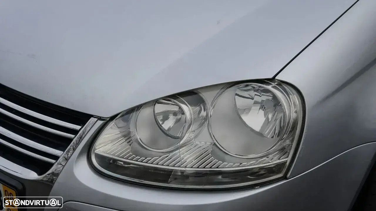 VW Jetta - 9