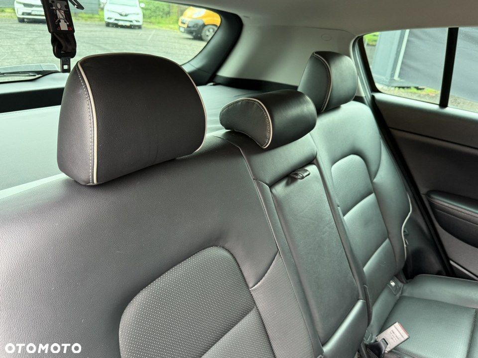 Kia Sportage 1.6 GDI 2WD Black Edition - 34