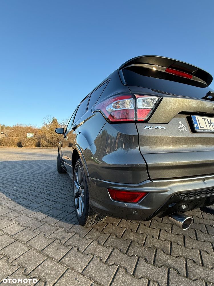 Ford Kuga - 9