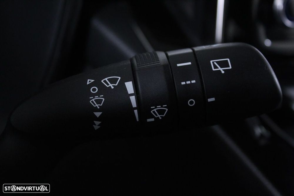 Toyota Corolla 1.8 Hybrid Comfort - 25