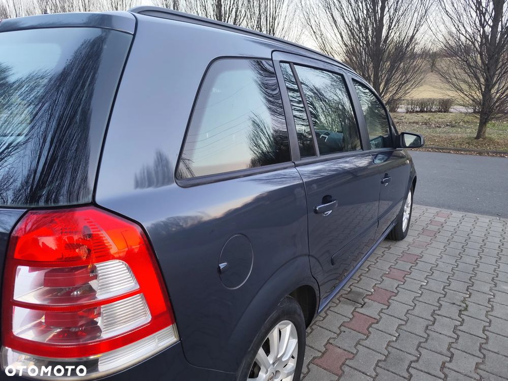 Opel Zafira 1.6 Edition - 30