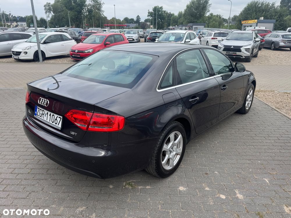 Audi A4 1.8 TFSI Ambiente - 3