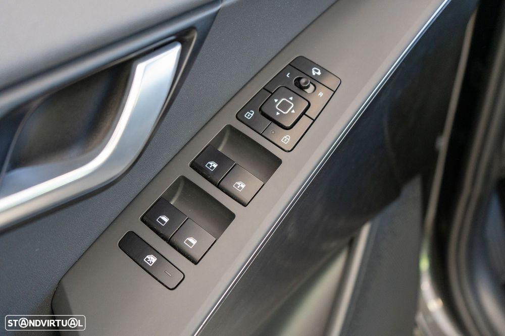 Kia Niro EV 64kWh Drive - 21