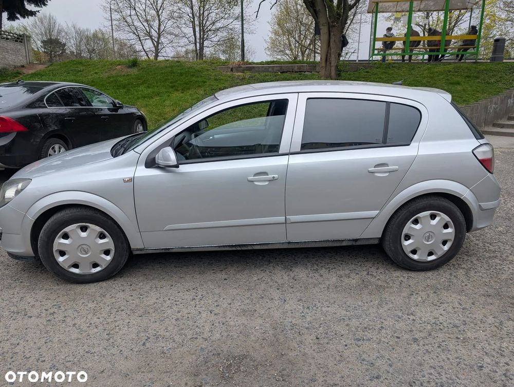Opel Astra - 4