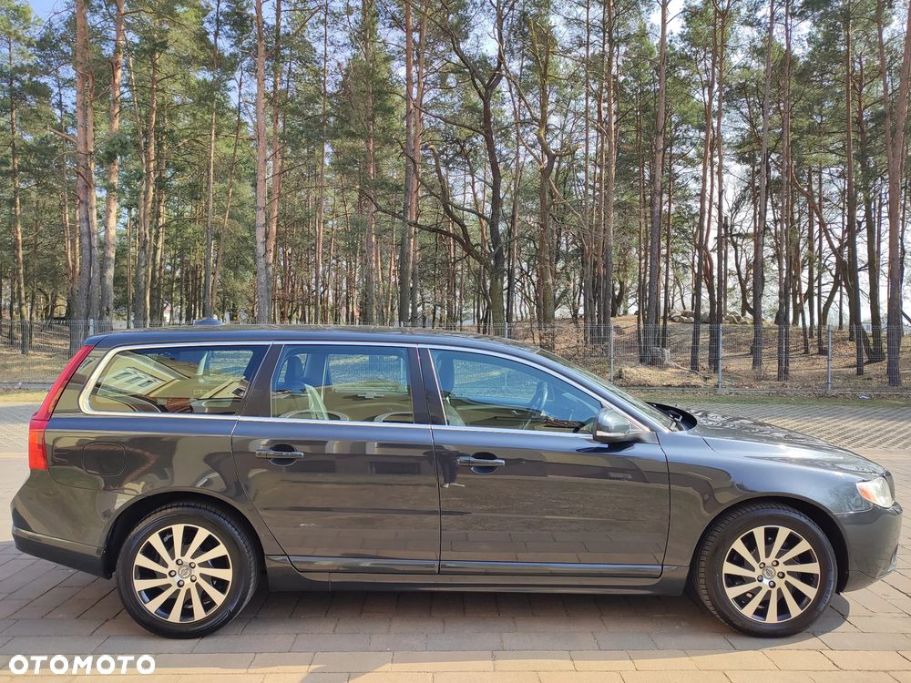 Volvo V70 D4 Geartronic Edition - 4