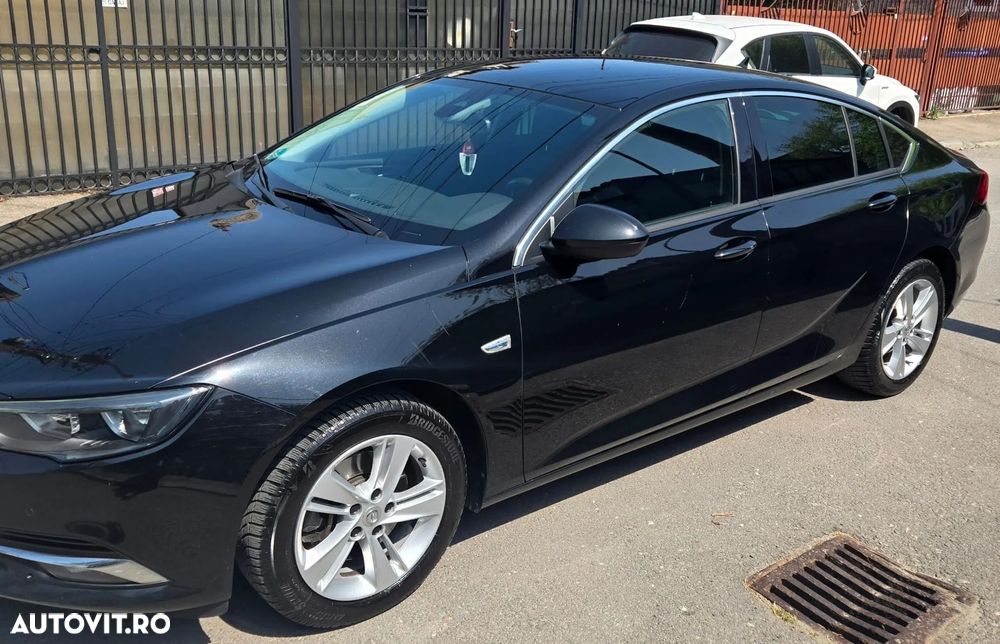 Opel Insignia 1.6 CDTI Start/Stop Exclusive Aut. - 1