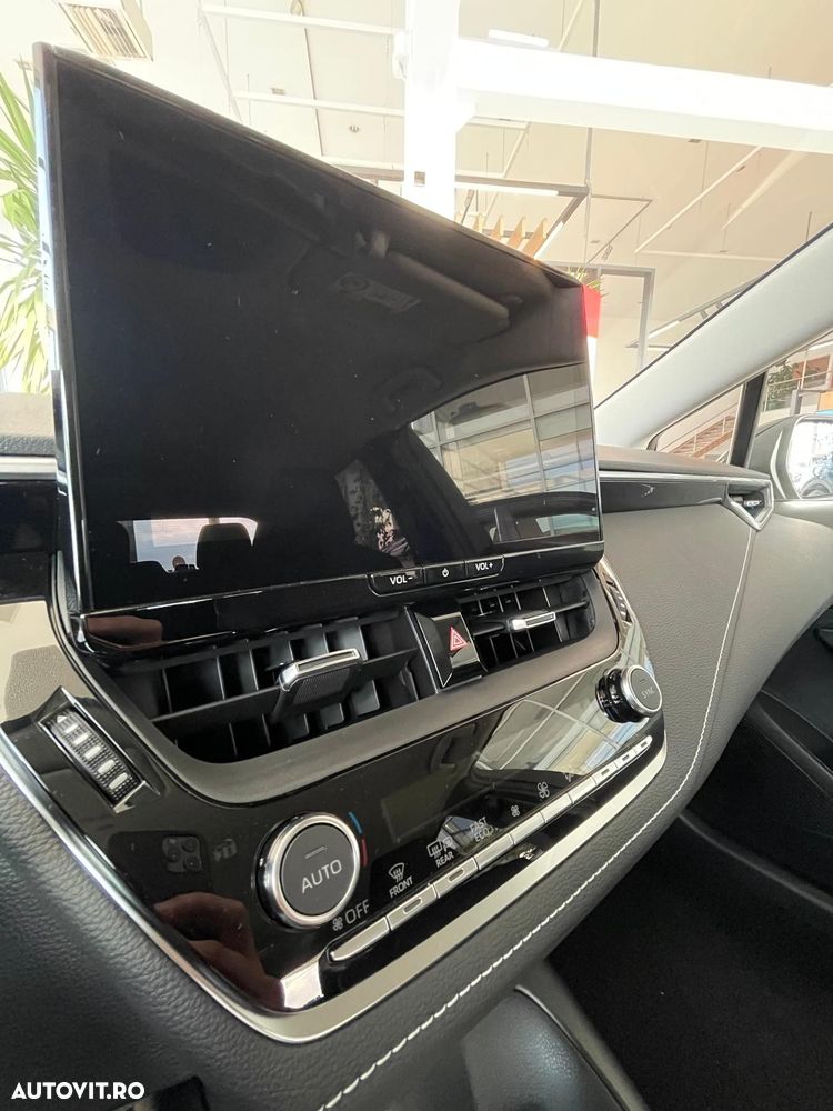 Toyota Corolla 1.8 HSD Dynamic - 15