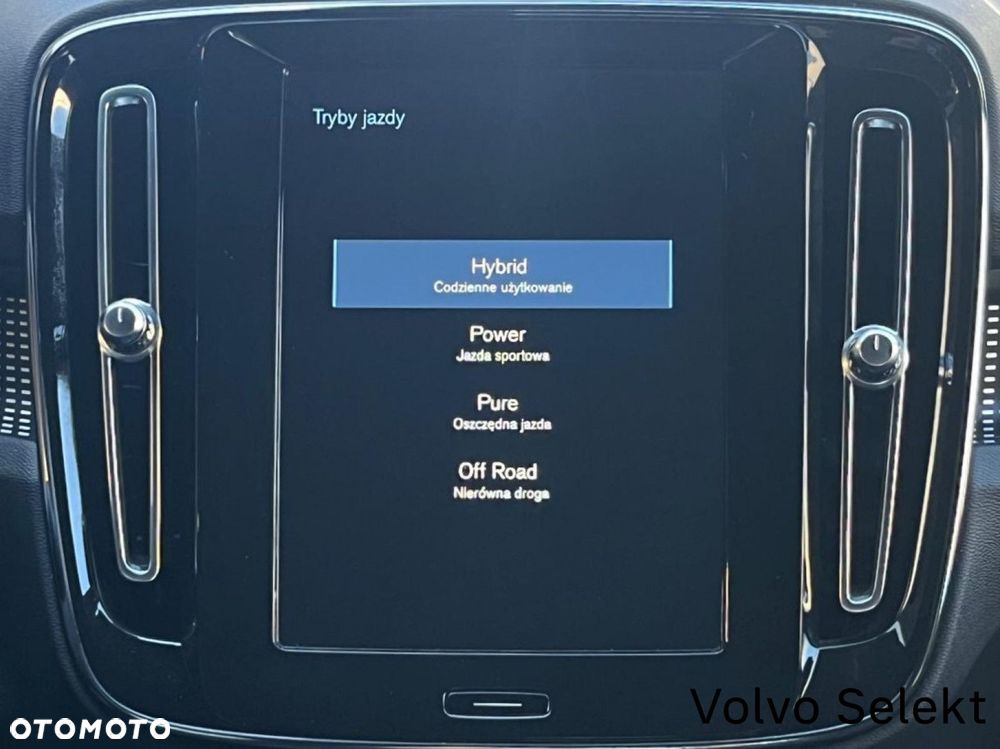Volvo XC 40 - 19