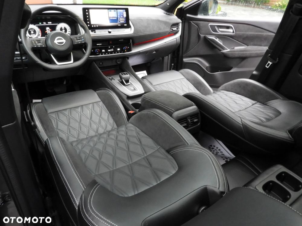 Nissan Qashqai 1.3 DIG-T MHEV Xtronic Tekna+ - 34