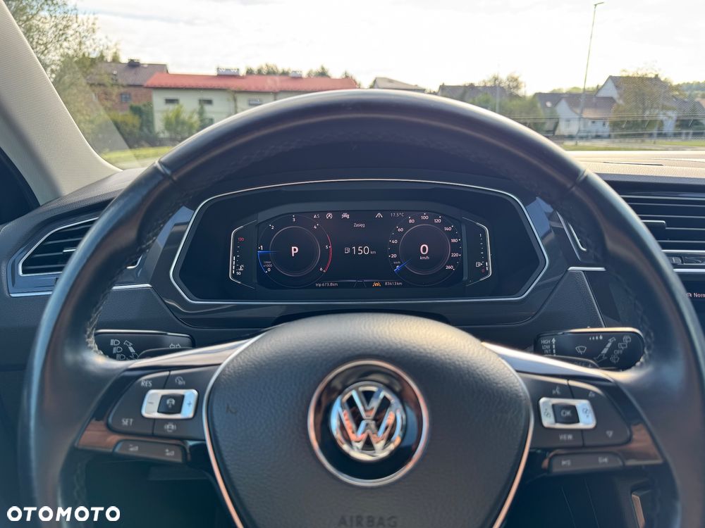 Volkswagen Tiguan 2.0 TDI SCR DSG R-Line - 24