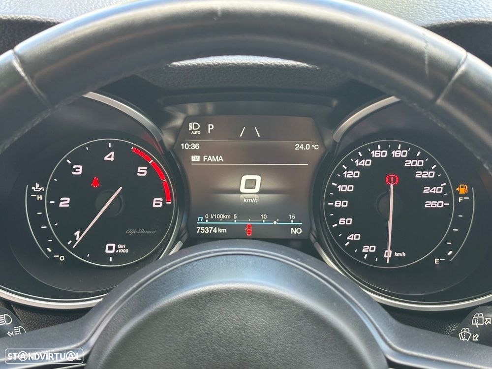 Alfa Romeo Stelvio 2.2 D Sprint Q4 AT8 - 9