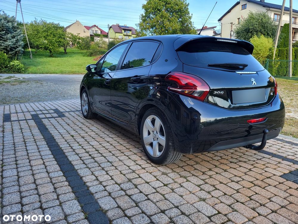 Peugeot 208 PureTech 82 Style - 8