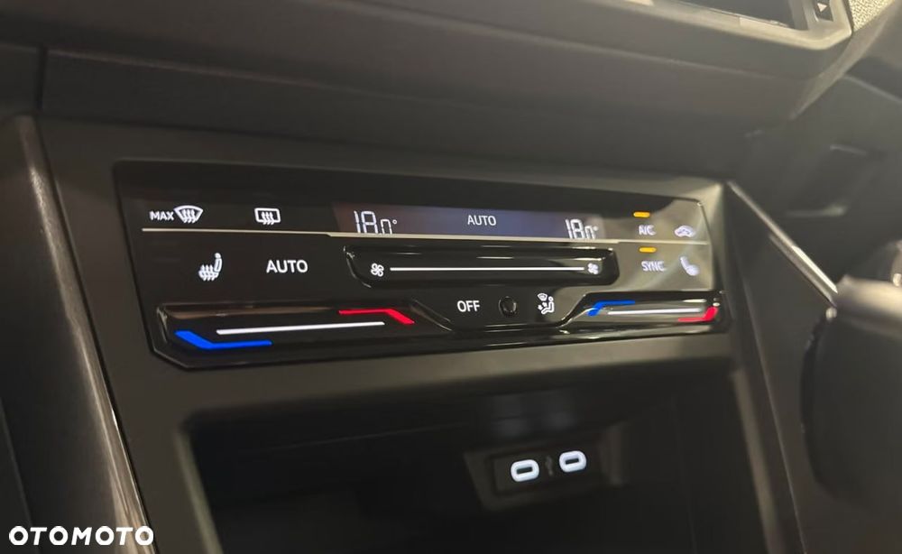 Volkswagen Polo 1.0 TSI Style DSG - 23