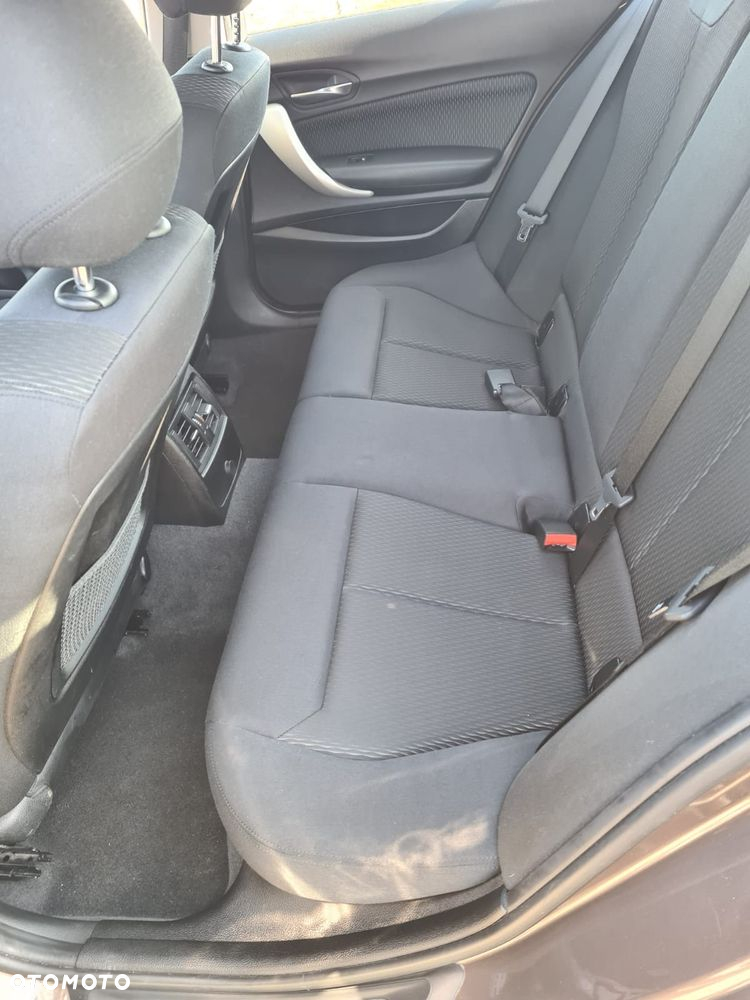 BMW Seria 1 116i - 14