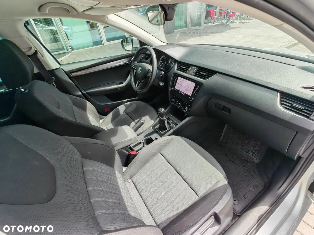 Skoda Octavia 1.5 TSI ACT Style - 18