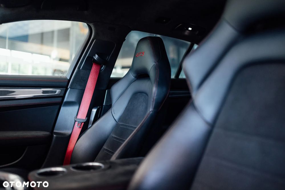 Porsche Panamera GTS GPF - 32