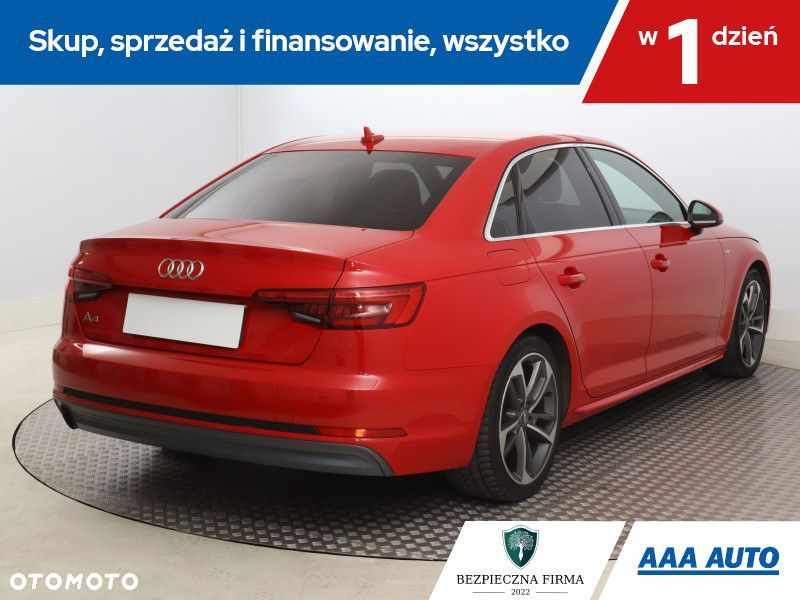 Audi A4 Limousine - 7