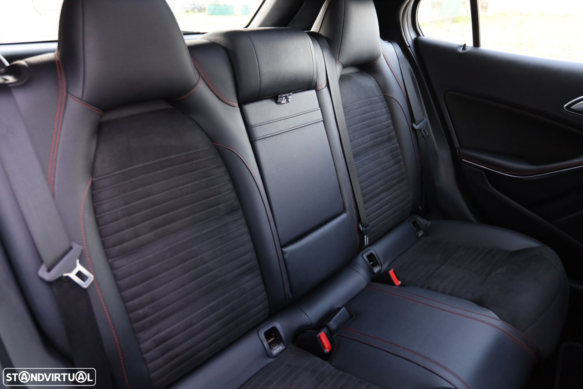 Mercedes-Benz GLA 180 d AMG Line Aut. - 23