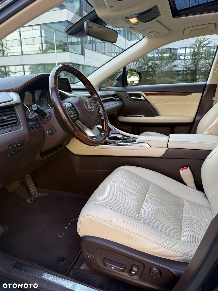 Lexus RX 450h Omotenashi - 6