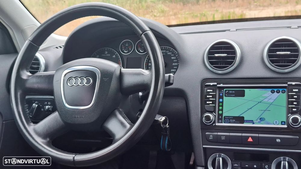 Audi A3 Sportback 1.6 TDI DPF Attraction - 7