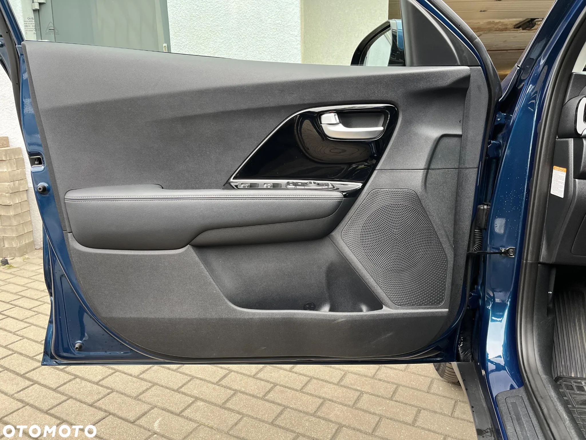 Kia Niro 1.6 GDI Hybrid L - 10