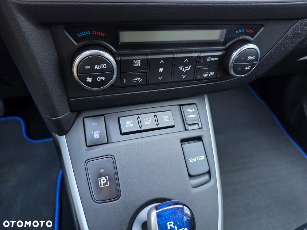 Toyota Auris - 34