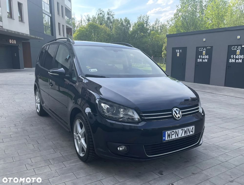 Volkswagen Touran 2.0 TDI DSG Highline - 6