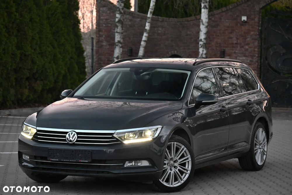 Volkswagen Passat 2.0 TDI SCR DSG Elegance - 1