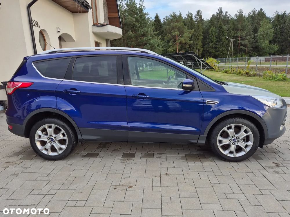Ford Escape 2.0 EcoBoost AWD Titanium - 2