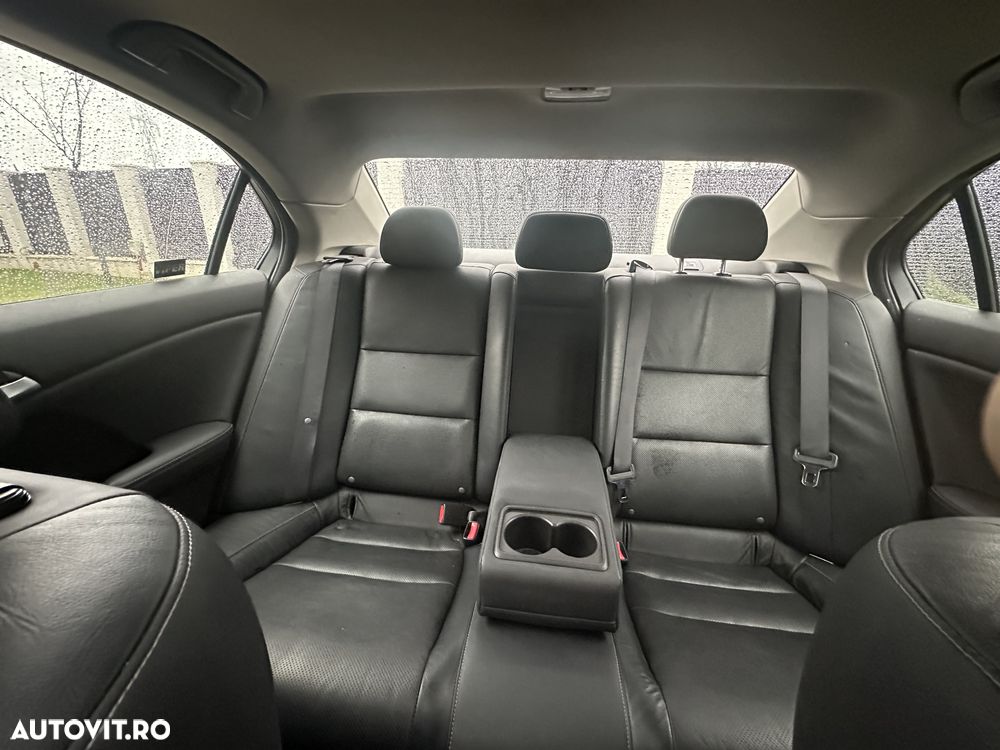 Honda Accord 2.0i AT Executive Navi - 18