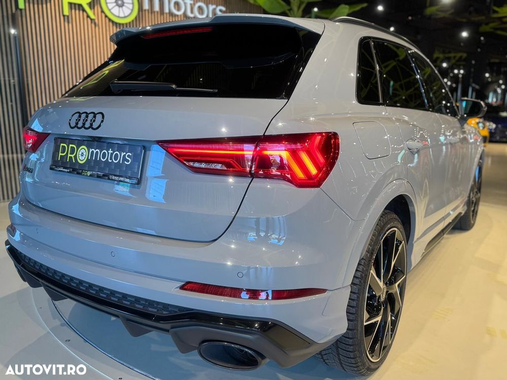 Audi RS Q3 RSQ3 Sportback quattro S tronic - 33