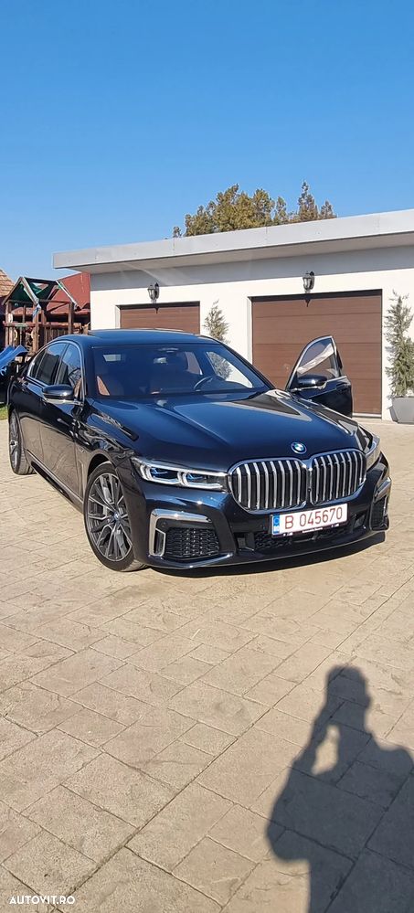 BMW Seria 7 745e - 4