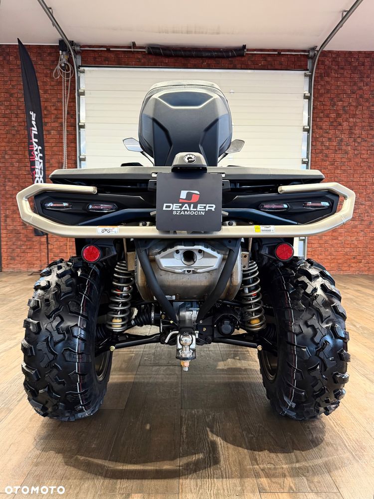 Can-Am Outlander Max - 4